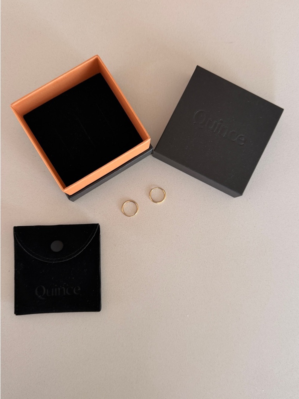 Quince 14K Solid Gold 14mm Everyday Hoops Excellent Cond w/Box and Storage Bag